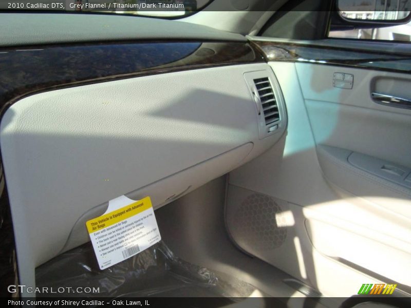 Grey Flannel / Titanium/Dark Titanium 2010 Cadillac DTS