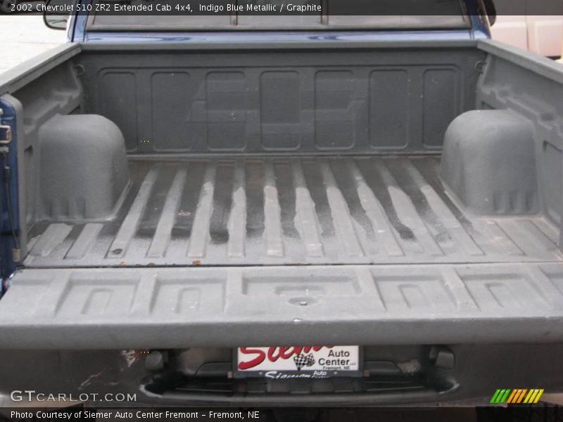 Indigo Blue Metallic / Graphite 2002 Chevrolet S10 ZR2 Extended Cab 4x4