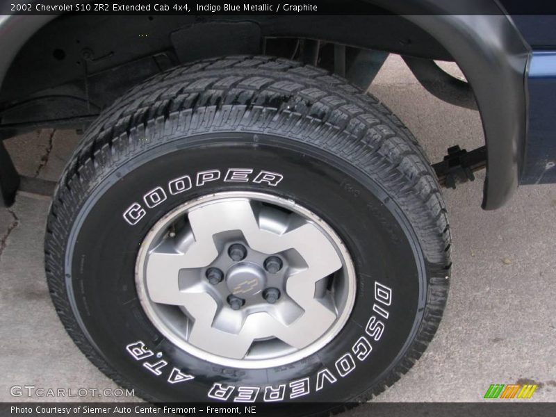 Indigo Blue Metallic / Graphite 2002 Chevrolet S10 ZR2 Extended Cab 4x4