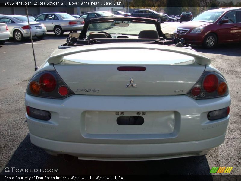 Dover White Pearl / Sand Blast 2005 Mitsubishi Eclipse Spyder GT