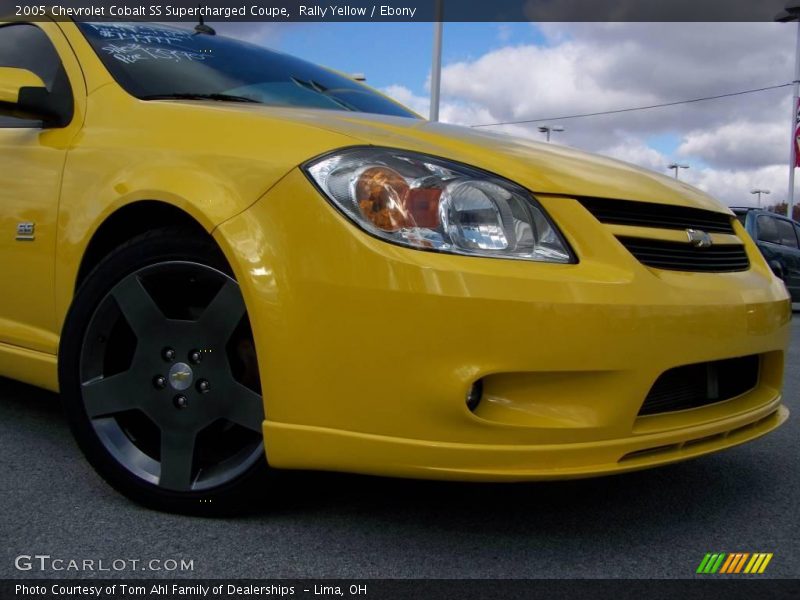 Rally Yellow / Ebony 2005 Chevrolet Cobalt SS Supercharged Coupe