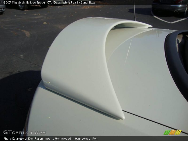 Dover White Pearl / Sand Blast 2005 Mitsubishi Eclipse Spyder GT