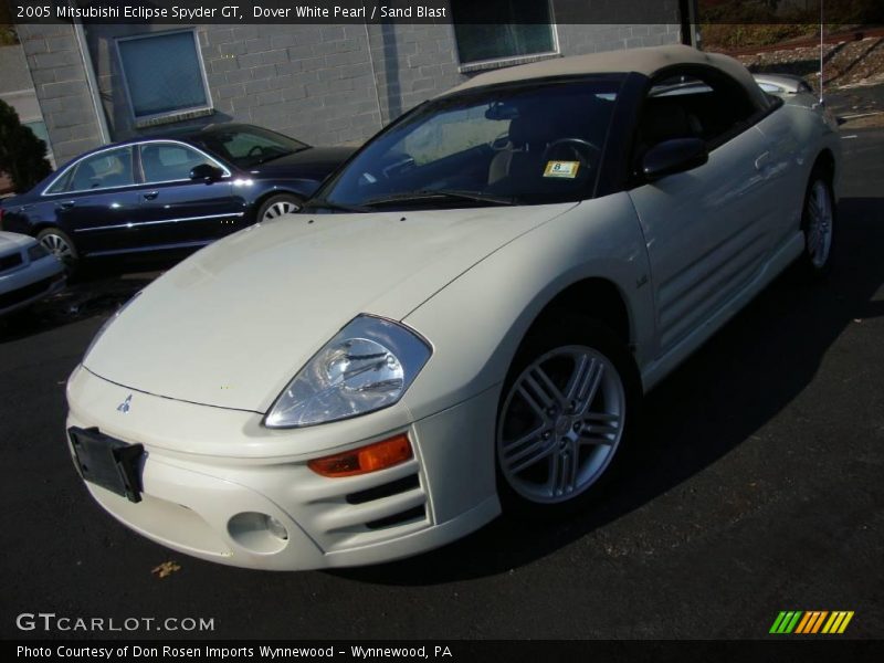 Dover White Pearl / Sand Blast 2005 Mitsubishi Eclipse Spyder GT