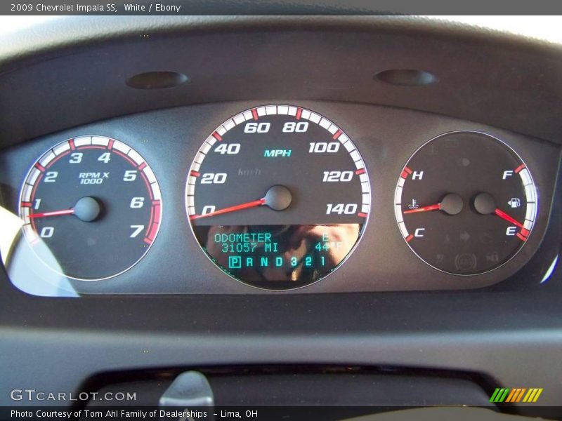 White / Ebony 2009 Chevrolet Impala SS