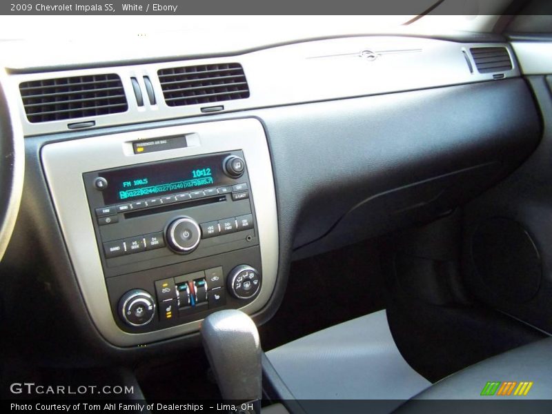 White / Ebony 2009 Chevrolet Impala SS