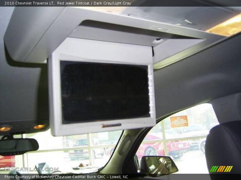 Red Jewel Tintcoat / Dark Gray/Light Gray 2010 Chevrolet Traverse LT