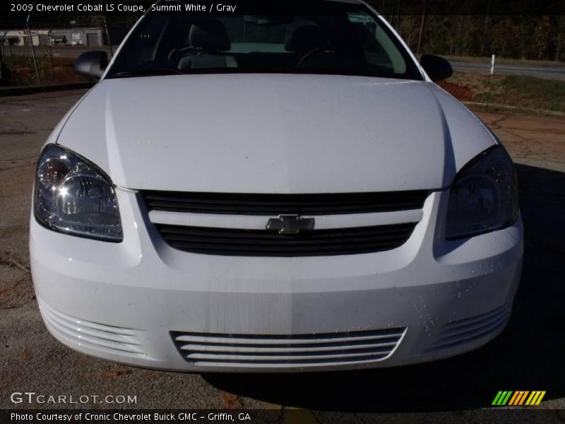 Summit White / Gray 2009 Chevrolet Cobalt LS Coupe