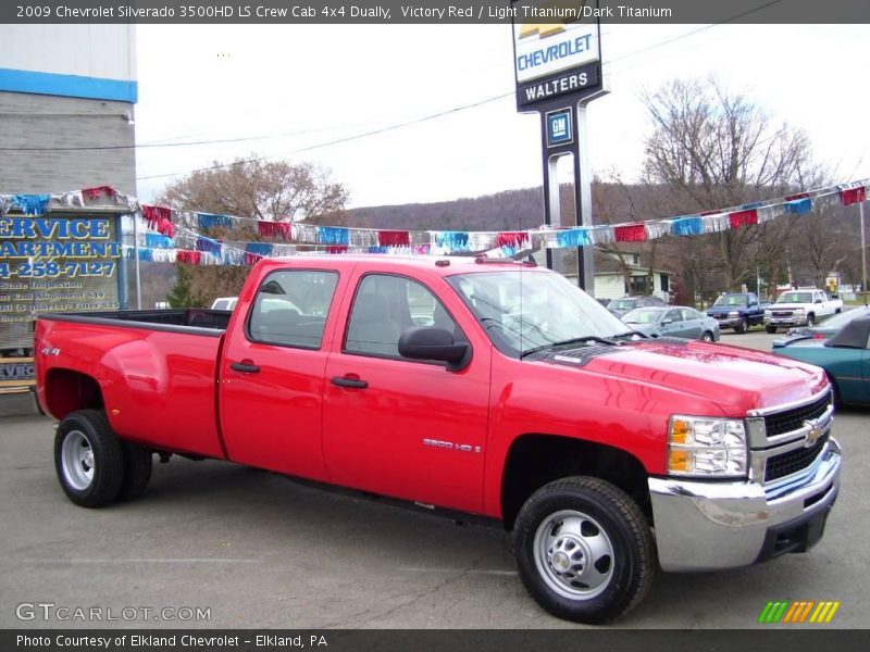 Victory Red / Light Titanium/Dark Titanium 2009 Chevrolet Silverado 3500HD LS Crew Cab 4x4 Dually