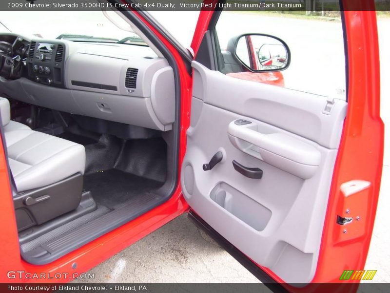 Victory Red / Light Titanium/Dark Titanium 2009 Chevrolet Silverado 3500HD LS Crew Cab 4x4 Dually