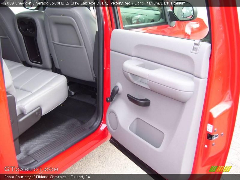 Victory Red / Light Titanium/Dark Titanium 2009 Chevrolet Silverado 3500HD LS Crew Cab 4x4 Dually