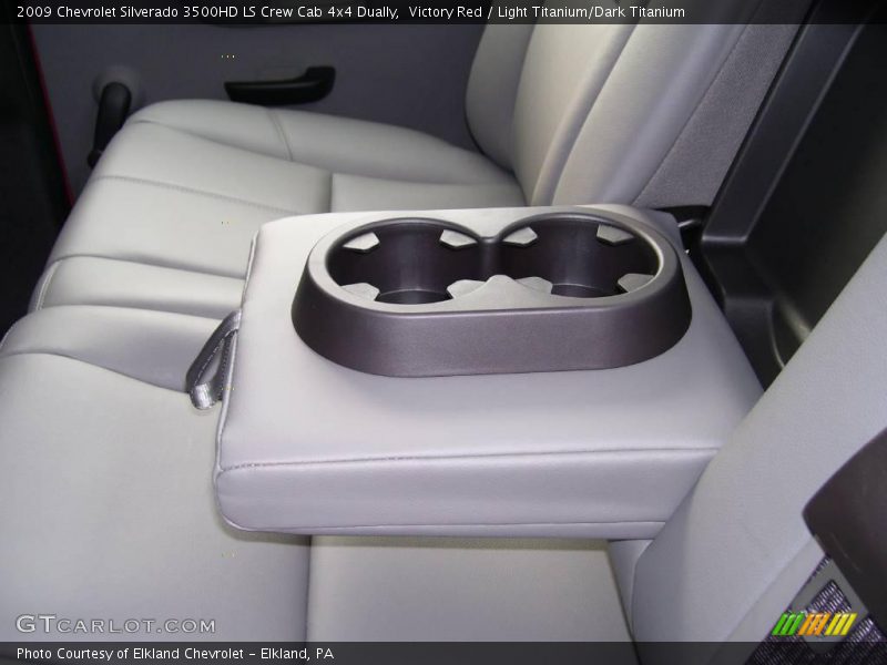 Victory Red / Light Titanium/Dark Titanium 2009 Chevrolet Silverado 3500HD LS Crew Cab 4x4 Dually