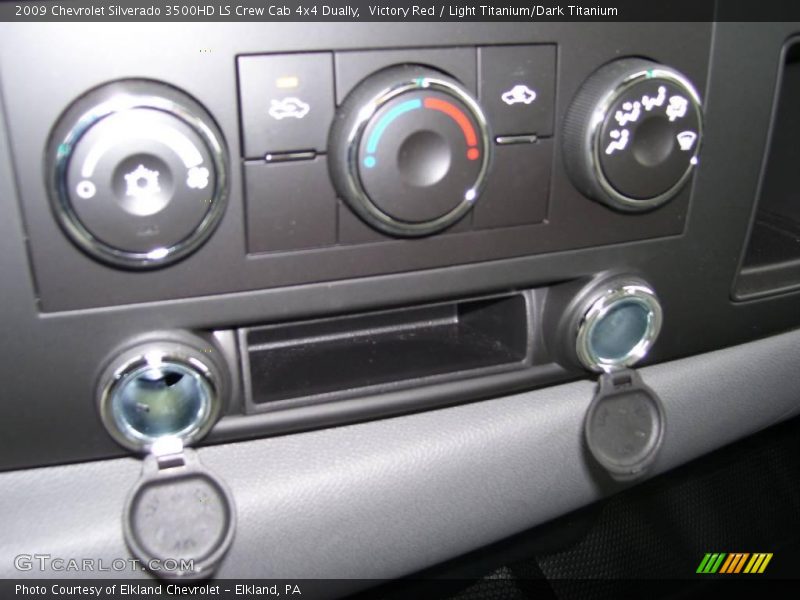 Victory Red / Light Titanium/Dark Titanium 2009 Chevrolet Silverado 3500HD LS Crew Cab 4x4 Dually
