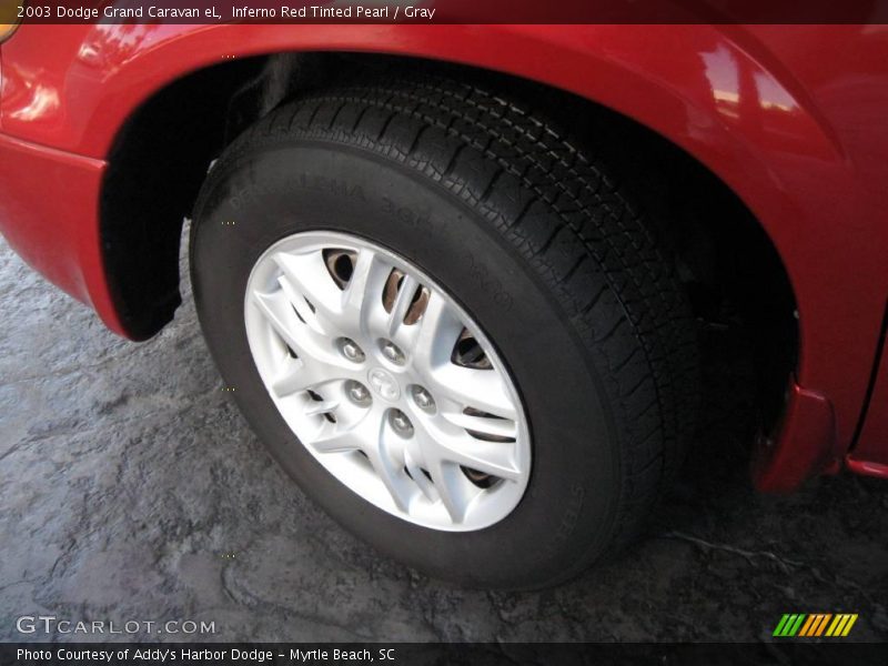 Inferno Red Tinted Pearl / Gray 2003 Dodge Grand Caravan eL