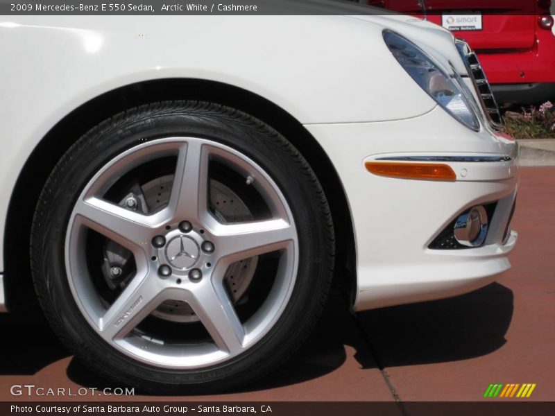 Arctic White / Cashmere 2009 Mercedes-Benz E 550 Sedan