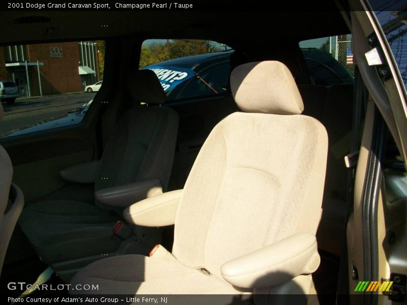 Champagne Pearl / Taupe 2001 Dodge Grand Caravan Sport