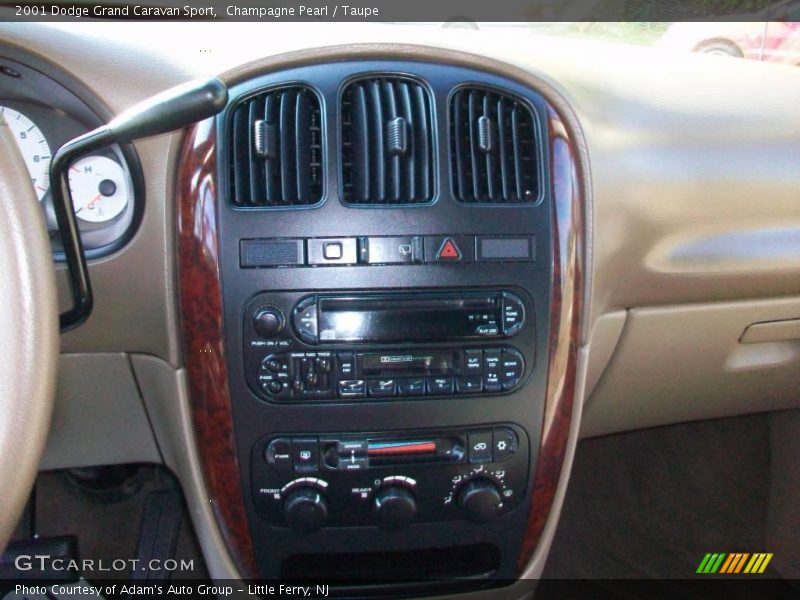 Champagne Pearl / Taupe 2001 Dodge Grand Caravan Sport