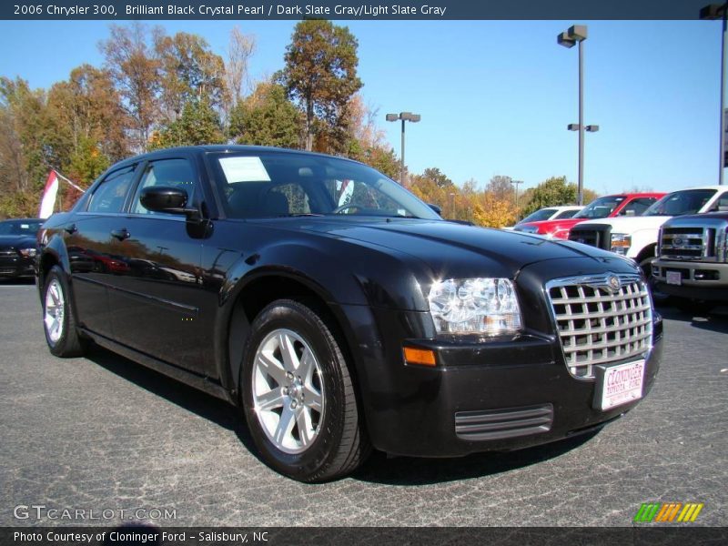 Brilliant Black Crystal Pearl / Dark Slate Gray/Light Slate Gray 2006 Chrysler 300