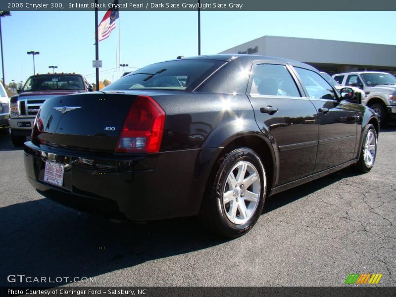 Brilliant Black Crystal Pearl / Dark Slate Gray/Light Slate Gray 2006 Chrysler 300