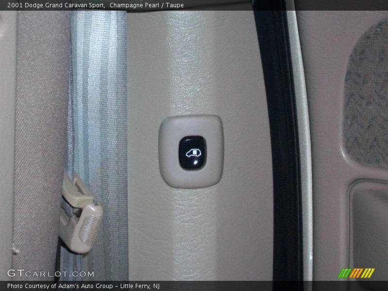 Champagne Pearl / Taupe 2001 Dodge Grand Caravan Sport