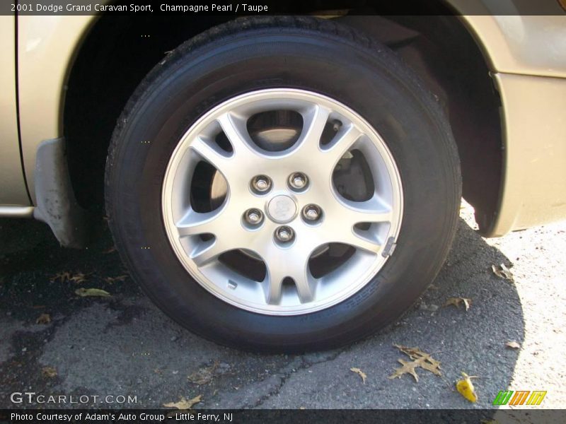 Champagne Pearl / Taupe 2001 Dodge Grand Caravan Sport