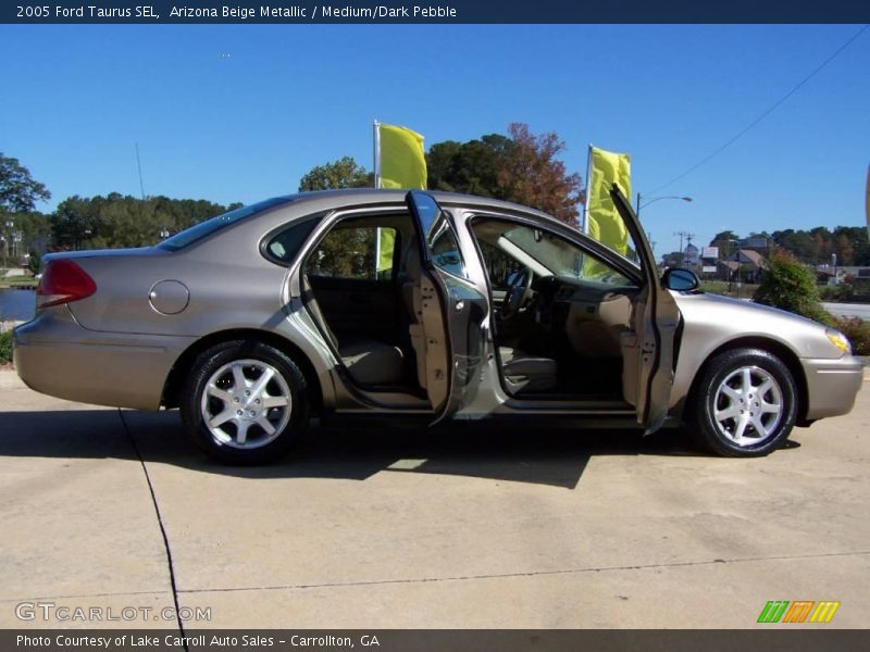Arizona Beige Metallic / Medium/Dark Pebble 2005 Ford Taurus SEL