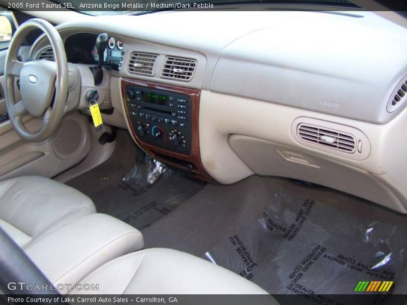Arizona Beige Metallic / Medium/Dark Pebble 2005 Ford Taurus SEL