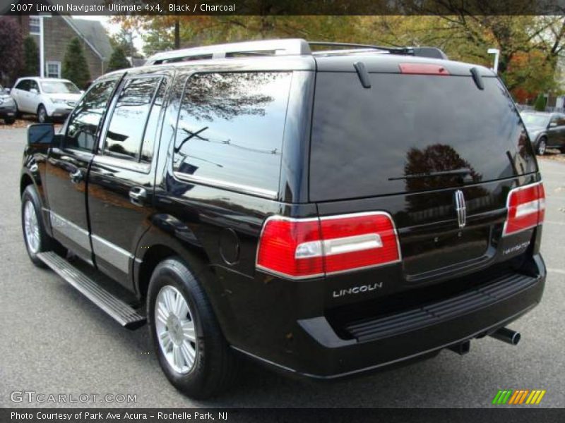 Black / Charcoal 2007 Lincoln Navigator Ultimate 4x4