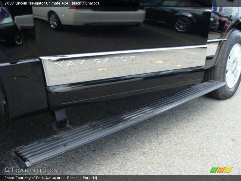 Black / Charcoal 2007 Lincoln Navigator Ultimate 4x4