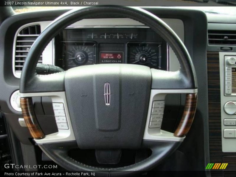 Black / Charcoal 2007 Lincoln Navigator Ultimate 4x4