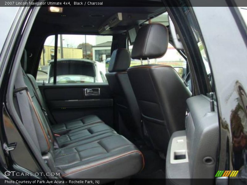 Black / Charcoal 2007 Lincoln Navigator Ultimate 4x4