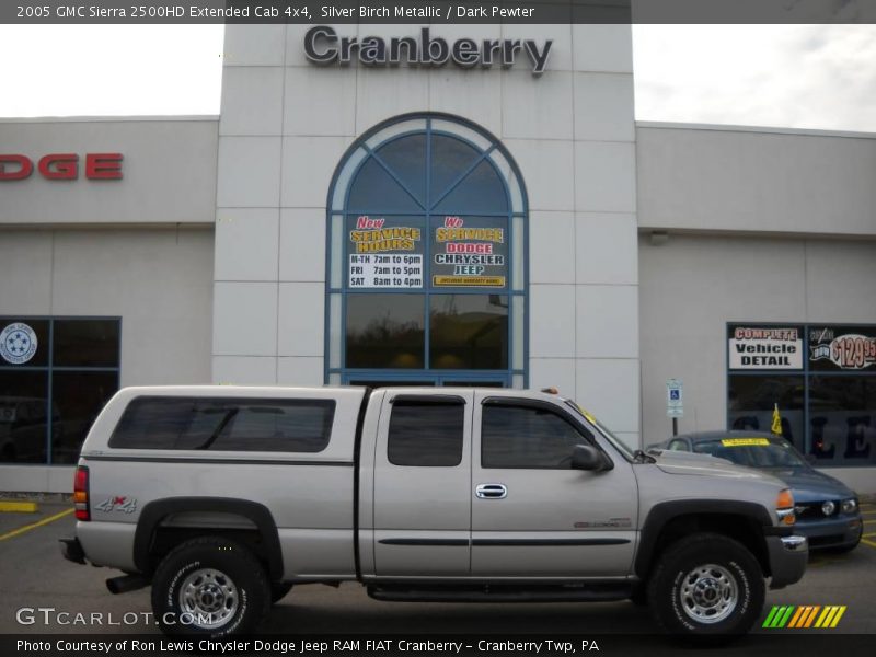 Silver Birch Metallic / Dark Pewter 2005 GMC Sierra 2500HD Extended Cab 4x4