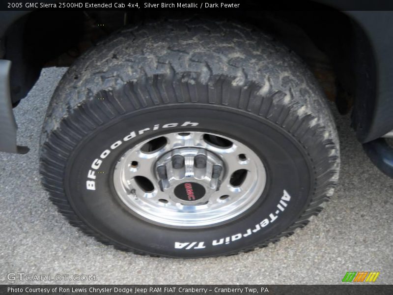 Silver Birch Metallic / Dark Pewter 2005 GMC Sierra 2500HD Extended Cab 4x4