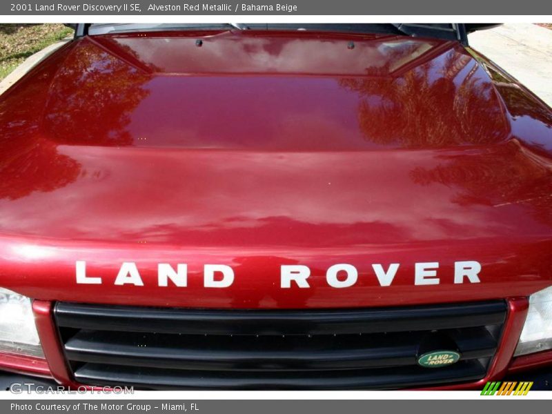 Alveston Red Metallic / Bahama Beige 2001 Land Rover Discovery II SE