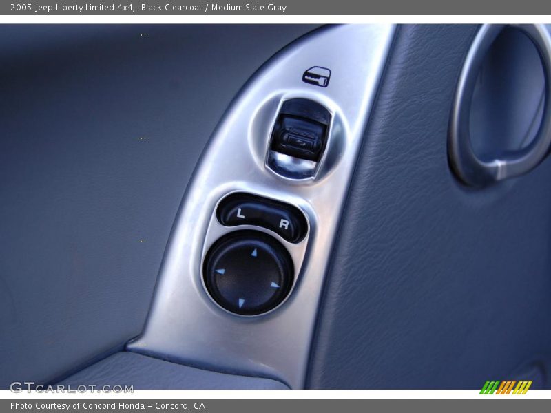 Black Clearcoat / Medium Slate Gray 2005 Jeep Liberty Limited 4x4
