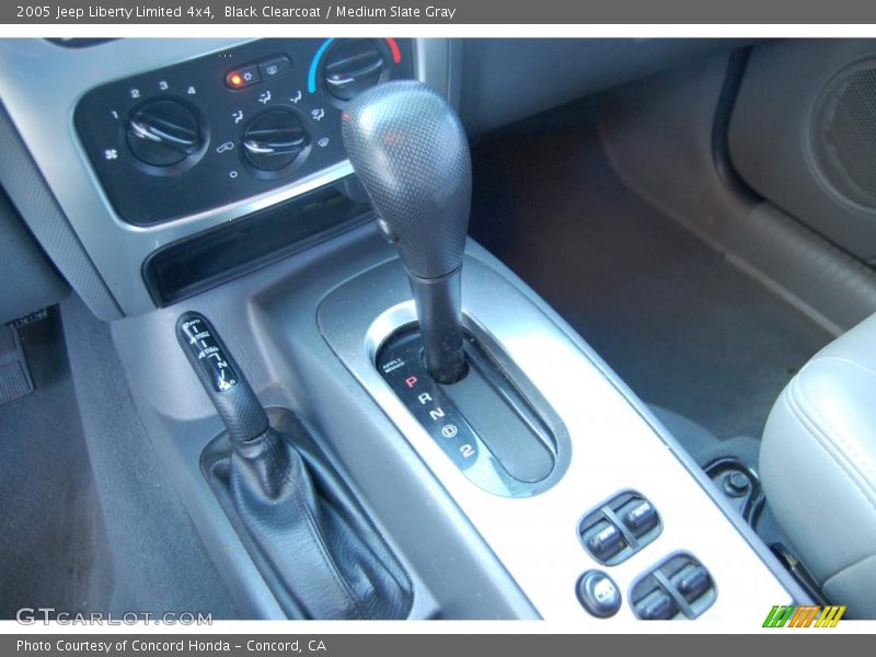 Black Clearcoat / Medium Slate Gray 2005 Jeep Liberty Limited 4x4