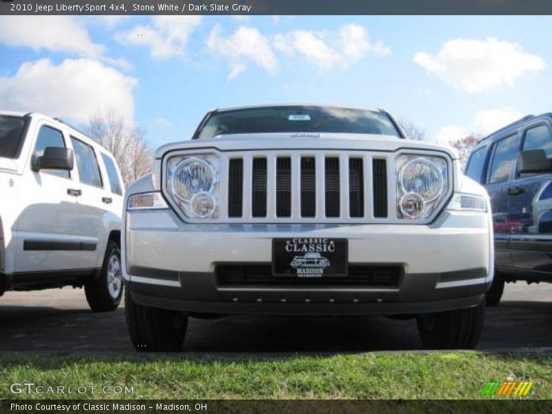 Stone White / Dark Slate Gray 2010 Jeep Liberty Sport 4x4