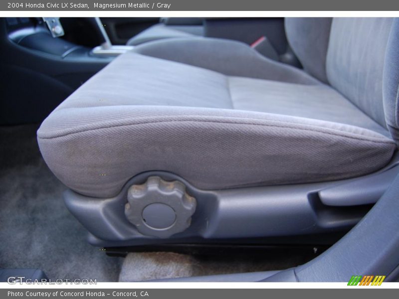 Magnesium Metallic / Gray 2004 Honda Civic LX Sedan