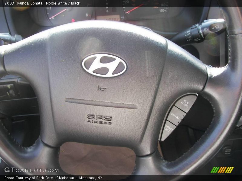 Noble White / Black 2003 Hyundai Sonata