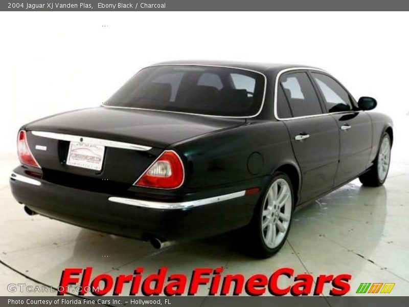 Ebony Black / Charcoal 2004 Jaguar XJ Vanden Plas