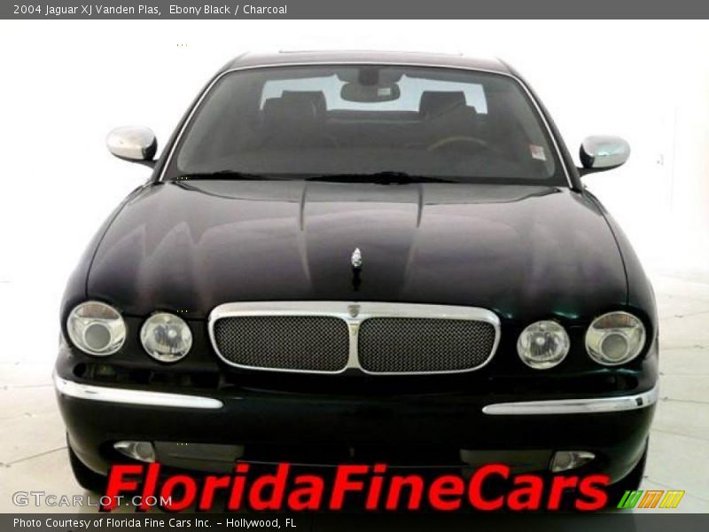 Ebony Black / Charcoal 2004 Jaguar XJ Vanden Plas