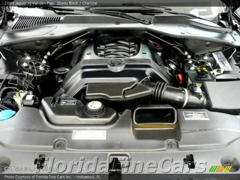 Ebony Black / Charcoal 2004 Jaguar XJ Vanden Plas