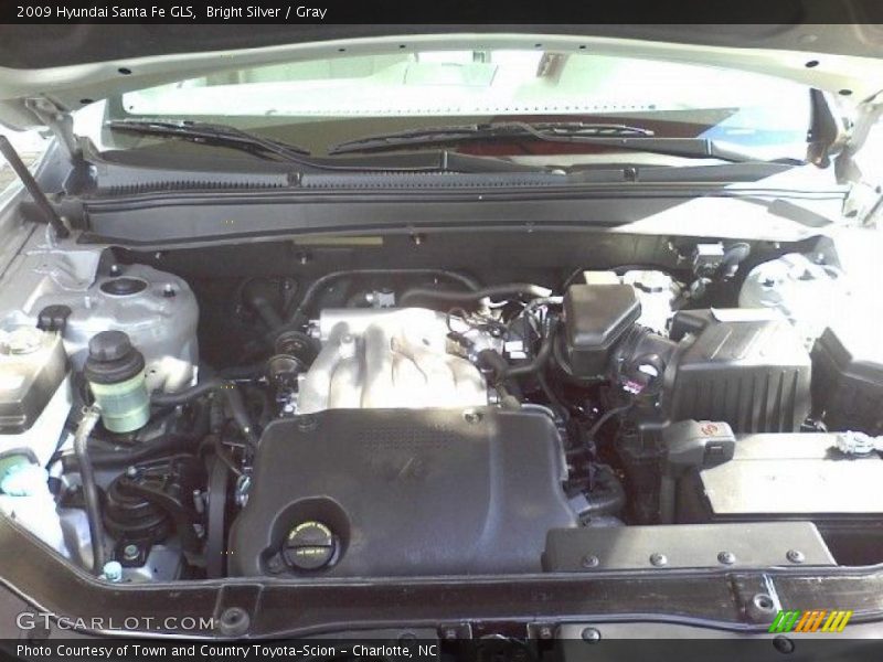 Bright Silver / Gray 2009 Hyundai Santa Fe GLS