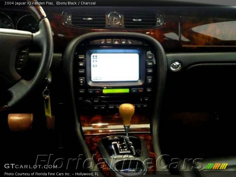 Ebony Black / Charcoal 2004 Jaguar XJ Vanden Plas