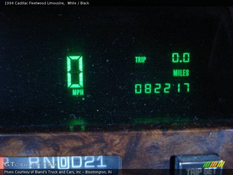 White / Black 1994 Cadillac Fleetwood Limousine