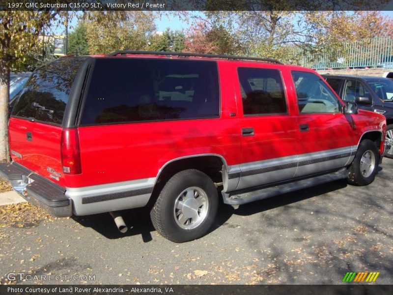 Victory Red / Pewter 1997 GMC Suburban C1500 SLT