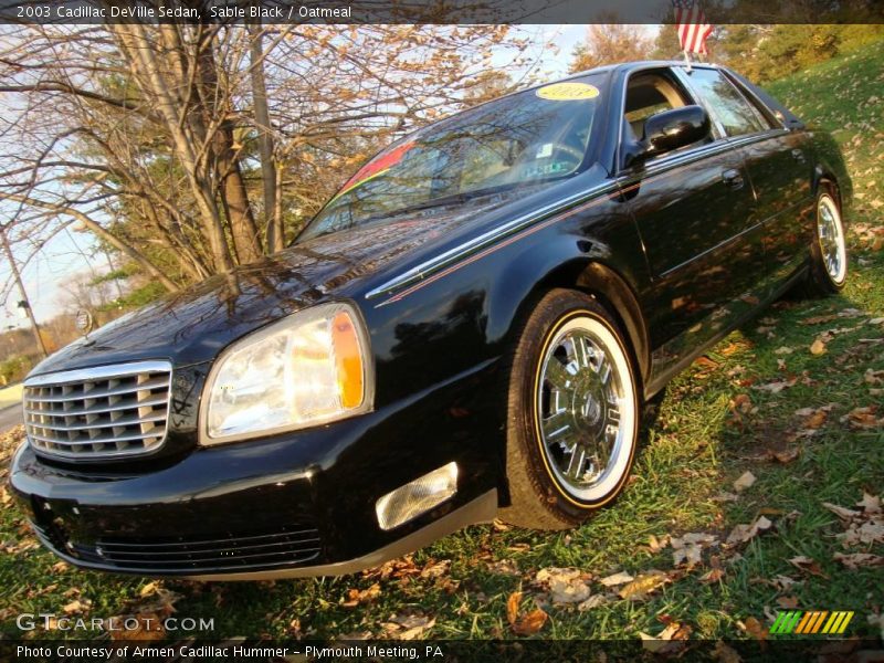 Sable Black / Oatmeal 2003 Cadillac DeVille Sedan