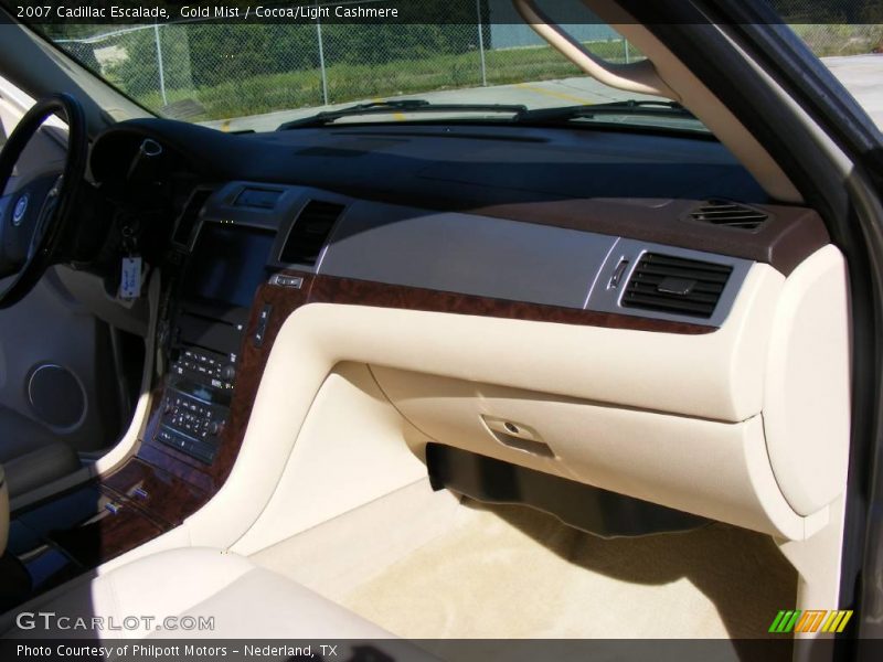 Gold Mist / Cocoa/Light Cashmere 2007 Cadillac Escalade
