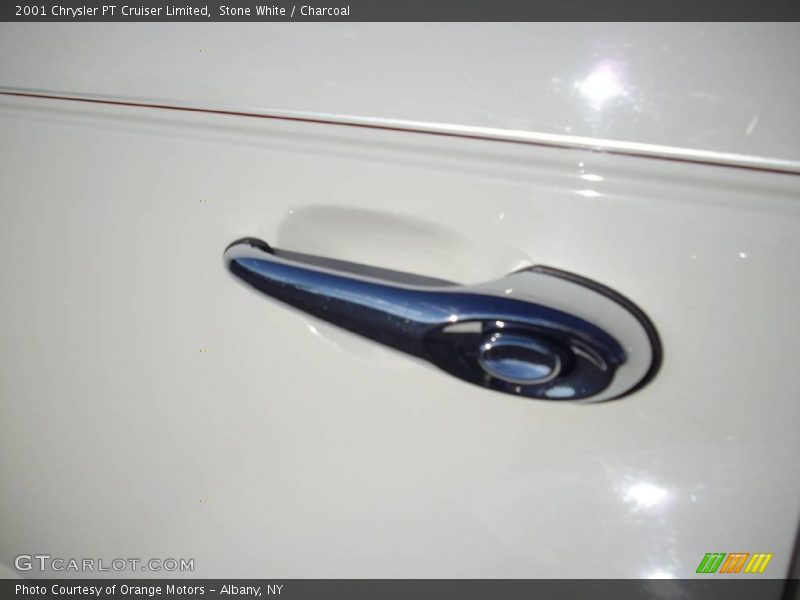 Stone White / Charcoal 2001 Chrysler PT Cruiser Limited