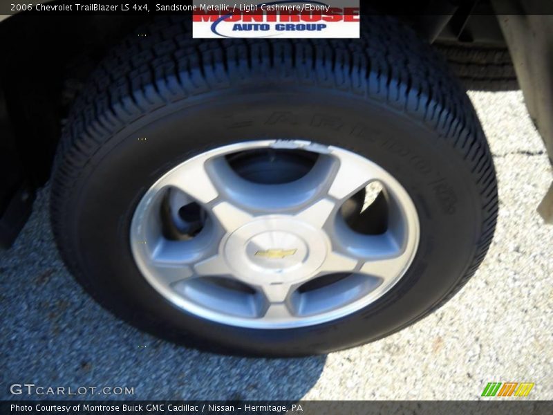 Sandstone Metallic / Light Cashmere/Ebony 2006 Chevrolet TrailBlazer LS 4x4