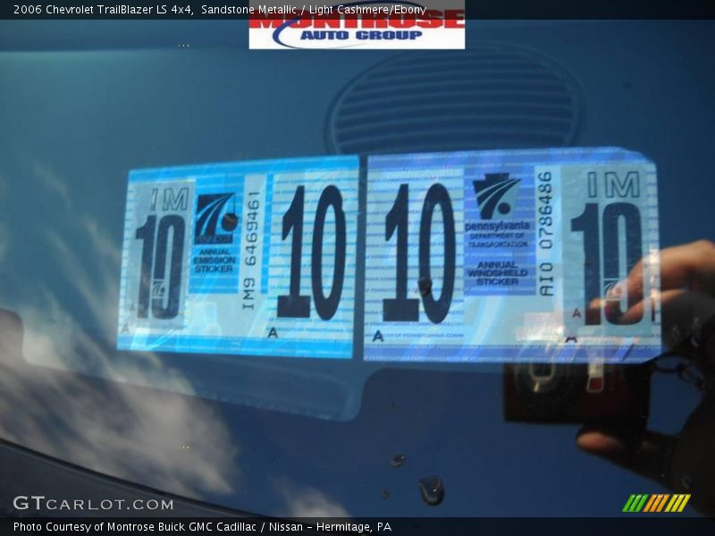 Sandstone Metallic / Light Cashmere/Ebony 2006 Chevrolet TrailBlazer LS 4x4